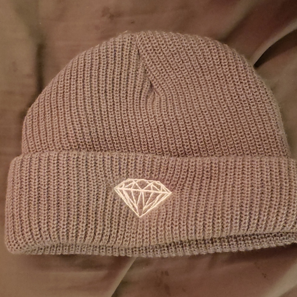 Diamond Supply Co. Grey winter beanie 10/10